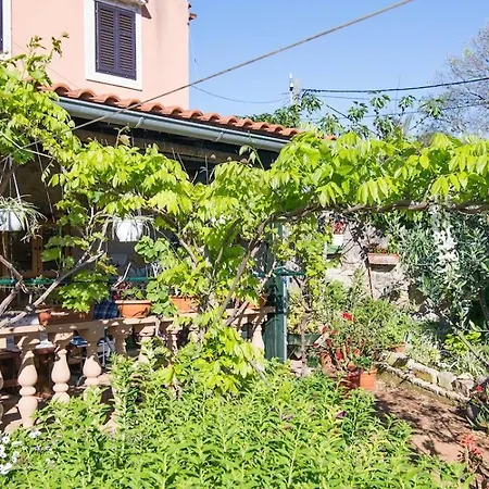 Cvita A2+1 Veli Lošinj