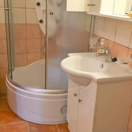 Cvita A2+1 Veli Lošinj